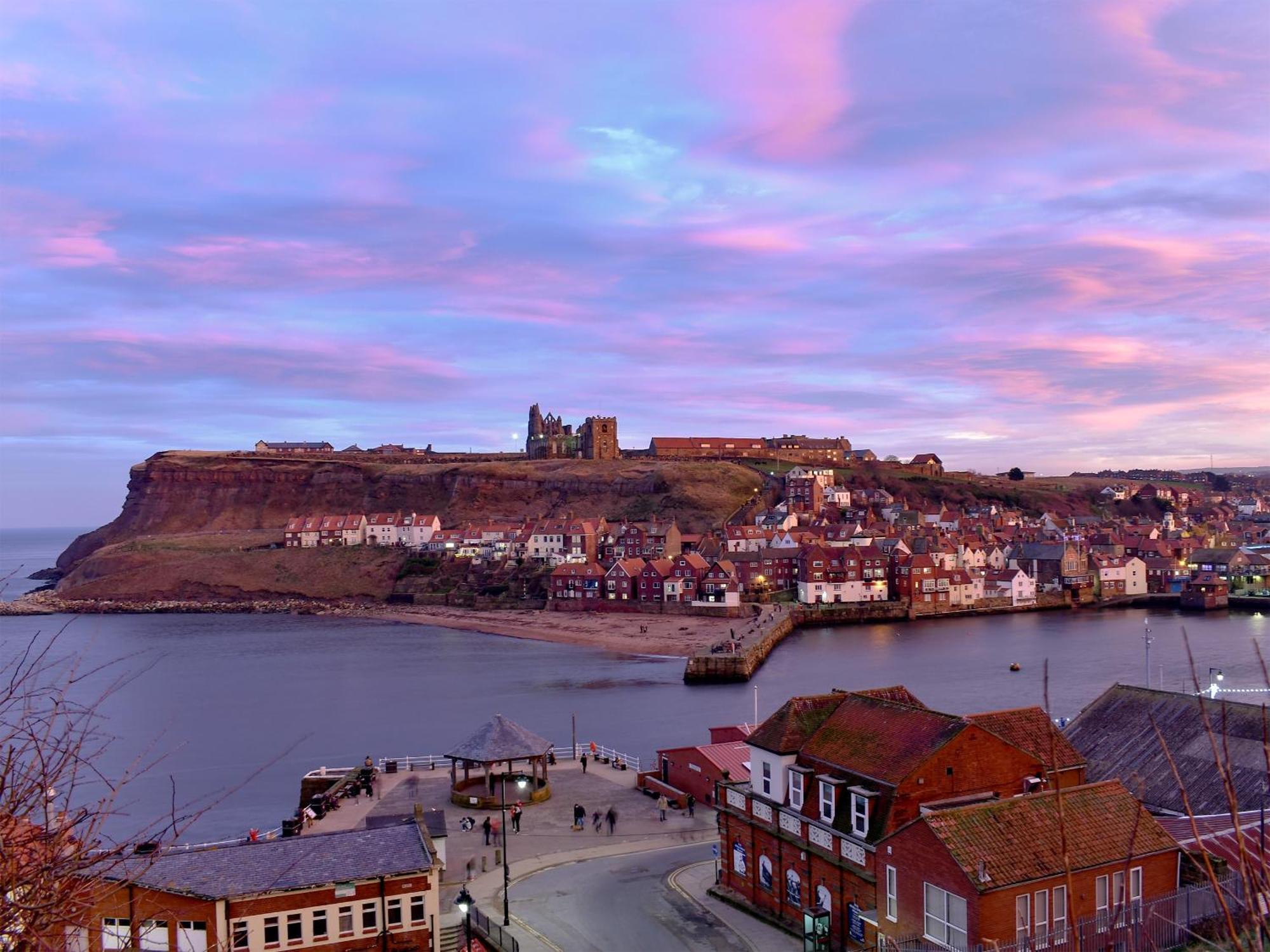Honeyz Hideaway Villa Whitby Buitenkant foto